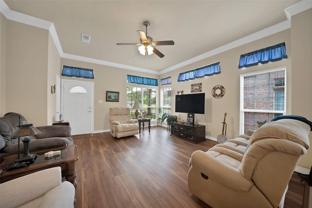 501 S Old Betsy Road 7, Keene, TX 76059