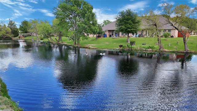 501 S Old Betsy Road 7, Keene, TX 76059