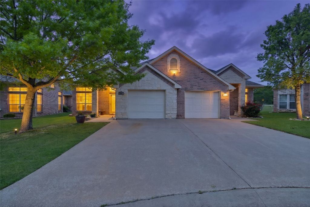 501 S Old Betsy Road 7, Keene, TX 76059