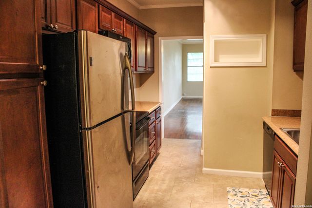 3901 N new braunfels, San Antonio, TX 78209