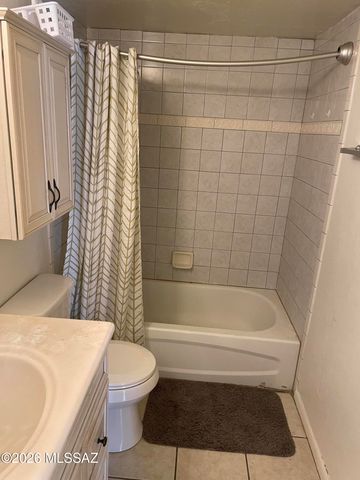 1620 N Wilmot Rd Unit L107, Tucson, AZ 85712