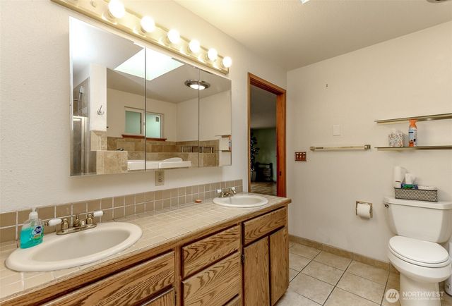 11207 92nd Ave CT SW, Lakewood, WA 98498