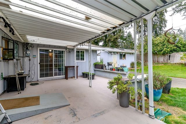 11207 92nd Ave CT SW, Lakewood, WA 98498