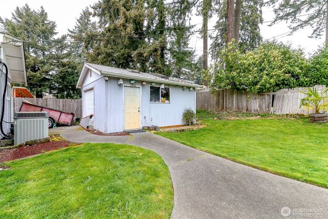 11207 92nd Ave CT SW, Lakewood, WA 98498