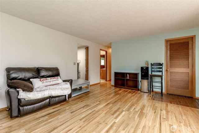 11207 92nd Ave CT SW, Lakewood, WA 98498