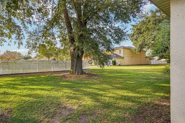 12398 NE 50TH VIEW, Oxford, FL 34484