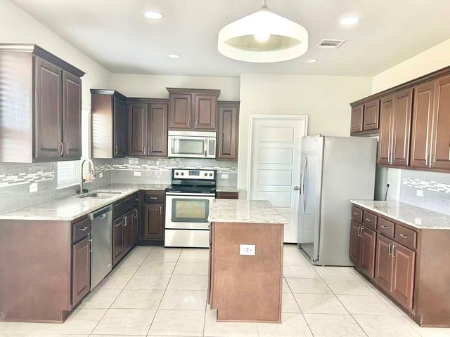 17612 Bridgefarmer BLVD, Pflugerville, TX 78660