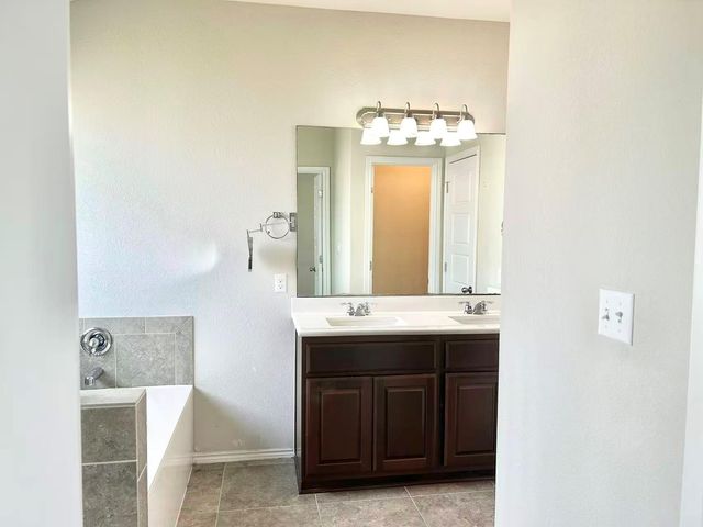 17612 Bridgefarmer BLVD, Pflugerville, TX 78660
