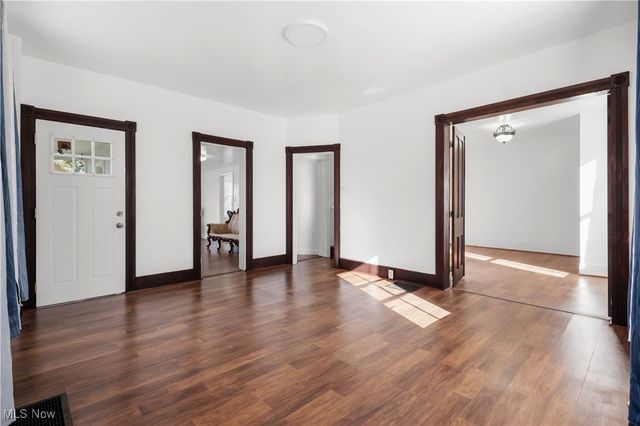 247 E Sunset Drive, Rittman, OH 44270