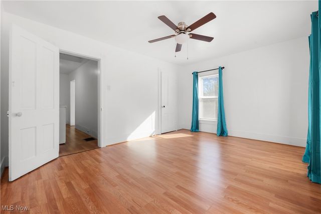 247 E Sunset Drive, Rittman, OH 44270