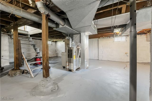 247 E Sunset Drive, Rittman, OH 44270