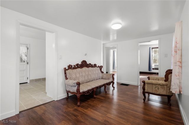 247 E Sunset Drive, Rittman, OH 44270