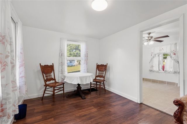 247 E Sunset Drive, Rittman, OH 44270