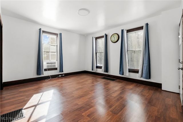 247 E Sunset Drive, Rittman, OH 44270