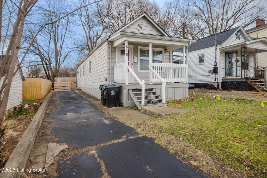 810 Weller Ave, Louisville, KY 40208
