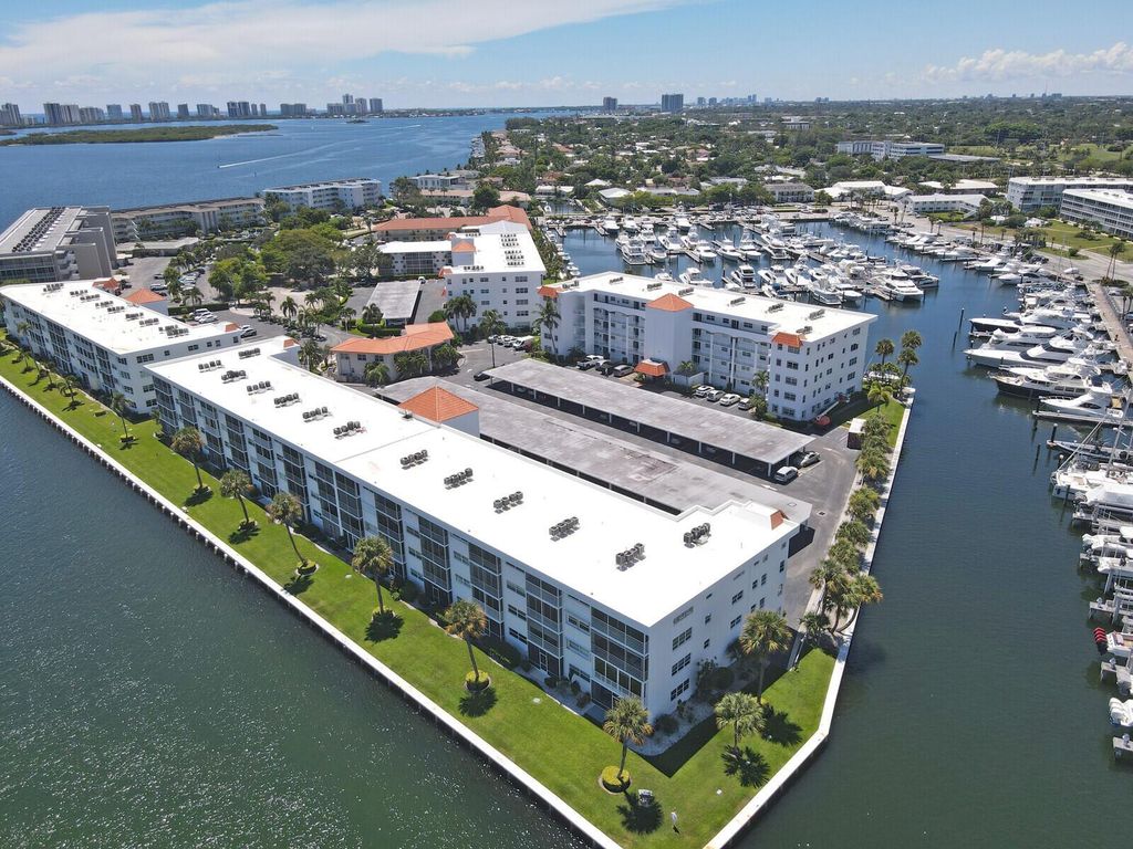20 Yacht Club Drive 403, North Palm Beach, FL 33408
