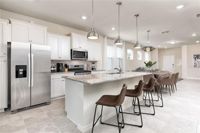 7376 OAKMOSS LOOP, Davenport, FL 33837