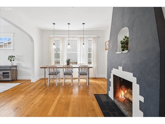 4621 Ne 16TH Ave, Portland, OR 97211
