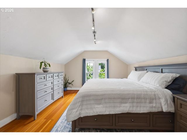 4621 Ne 16TH Ave, Portland, OR 97211