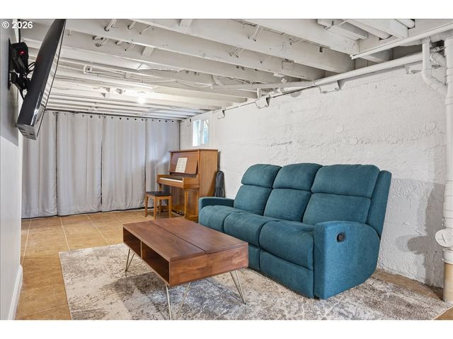 4621 Ne 16TH Ave, Portland, OR 97211