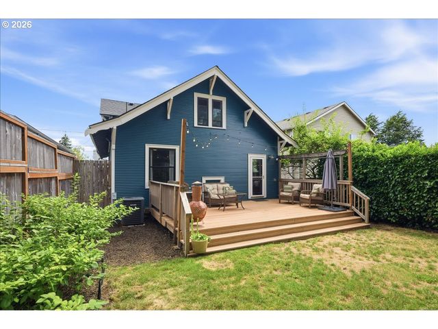 4621 Ne 16TH Ave, Portland, OR 97211