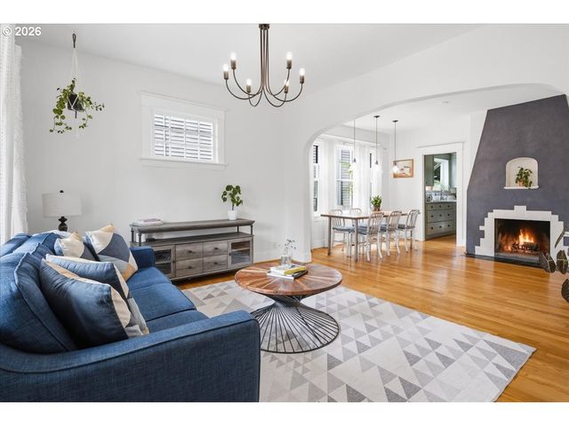 4621 Ne 16TH Ave, Portland, OR 97211