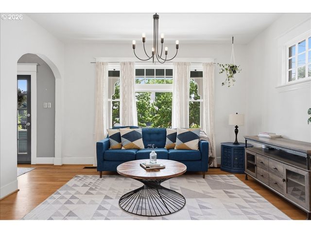 4621 Ne 16TH Ave, Portland, OR 97211