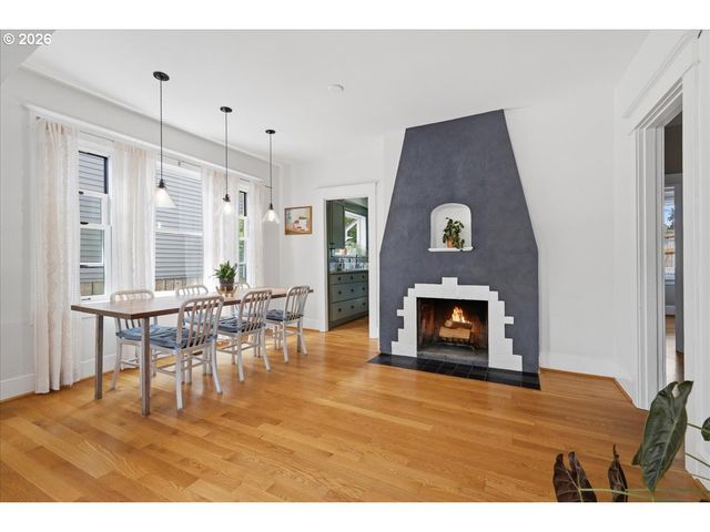 4621 Ne 16TH Ave, Portland, OR 97211