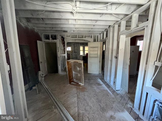 916 CALWELL RD, Baltimore, MD 21229