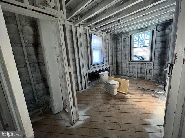 916 CALWELL RD, Baltimore, MD 21229