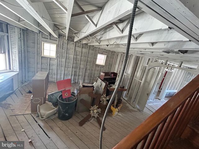 916 CALWELL RD, Baltimore, MD 21229