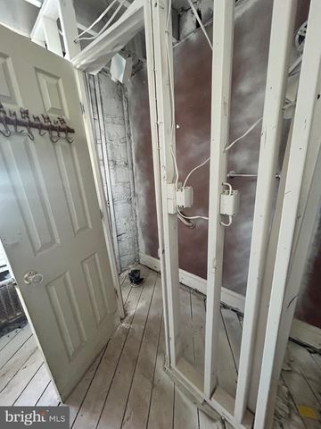 916 CALWELL RD, Baltimore, MD 21229