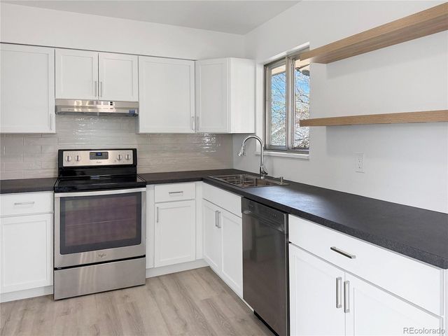 483 S Moline St, Aurora, CO 80012