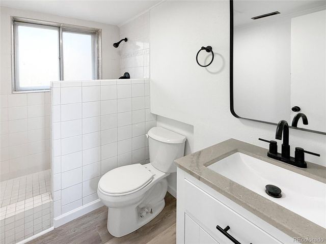 483 S Moline St, Aurora, CO 80012