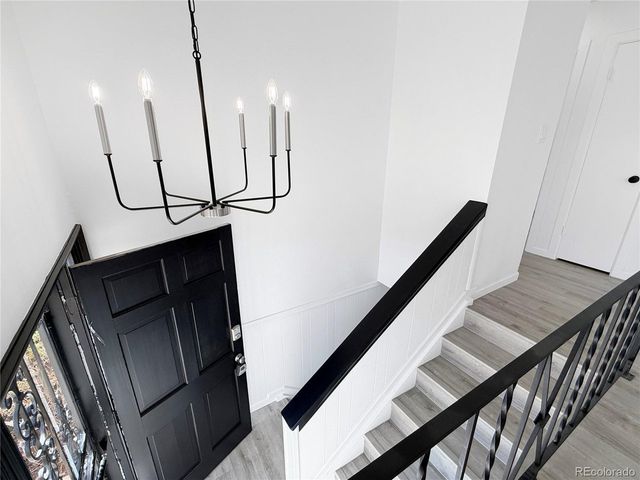 483 S Moline St, Aurora, CO 80012