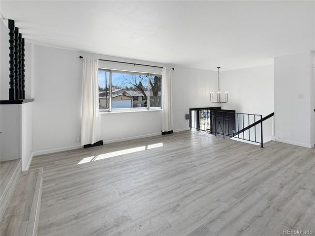 483 S Moline St, Aurora, CO 80012