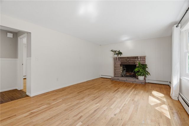 567 Providence Pike, North Smithfield, RI 02896