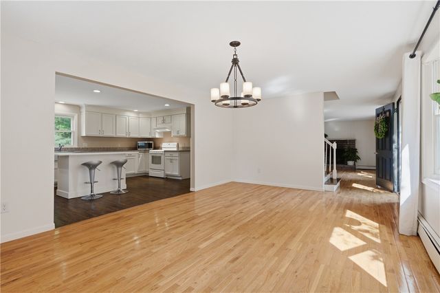 567 Providence Pike, North Smithfield, RI 02896