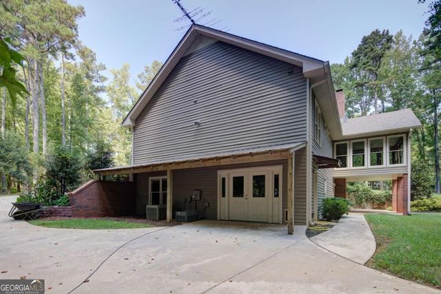 111 Henderson Lake Drive, Canton, GA 30115