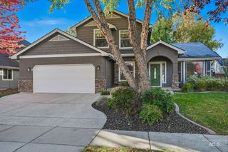 2031 W Boulder Bar Dr, Meridian, ID 83646