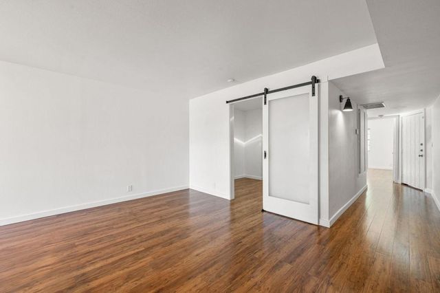 5300 E Waverly Drive K4, Palm Springs, CA 92264