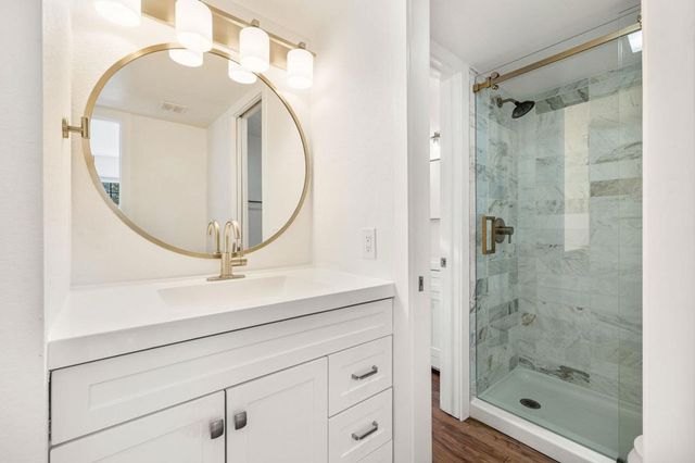 5300 E Waverly Drive K4, Palm Springs, CA 92264