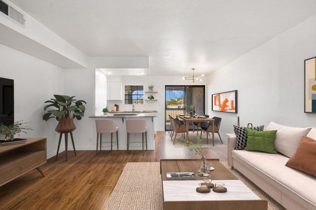 5300 E Waverly Drive K4, Palm Springs, CA 92264