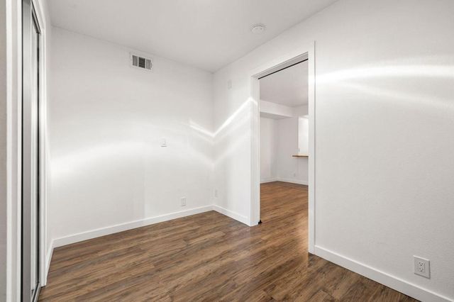 5300 E Waverly Drive K4, Palm Springs, CA 92264