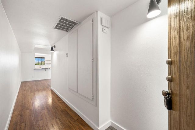 5300 E Waverly Drive K4, Palm Springs, CA 92264