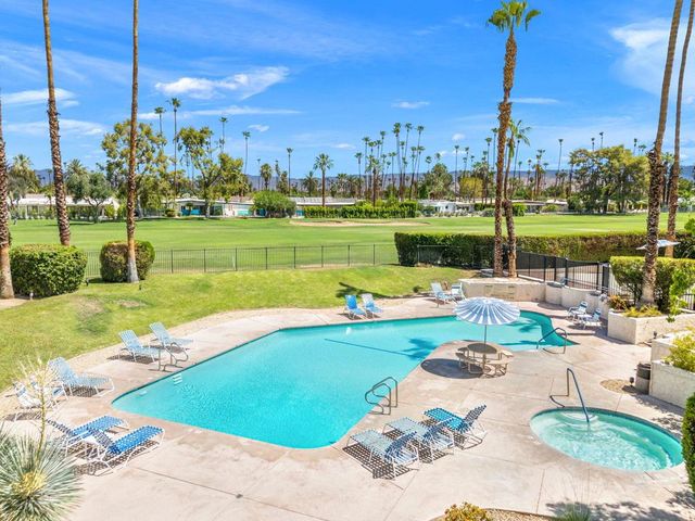 5300 E Waverly Drive K4, Palm Springs, CA 92264