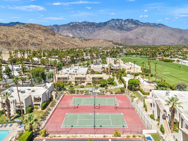 5300 E Waverly Drive K4, Palm Springs, CA 92264