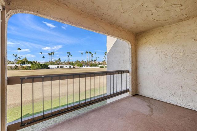 5300 E Waverly Drive K4, Palm Springs, CA 92264