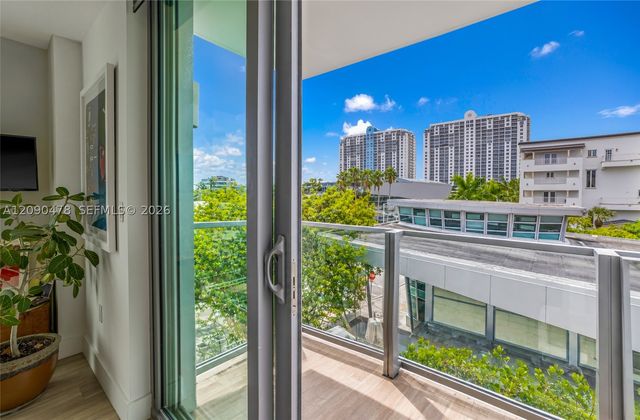 1201 20th St 414, Miami Beach, FL 33139