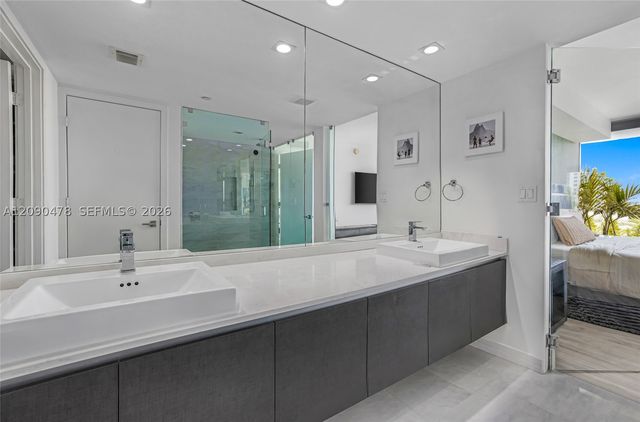 1201 20th St 414, Miami Beach, FL 33139